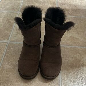 Ugg chocolate bailey button boots size 7